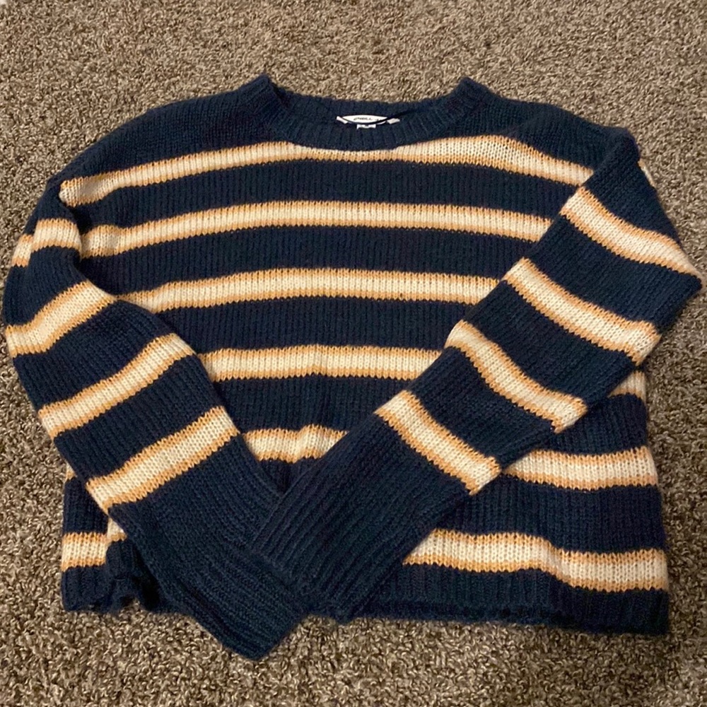 O’Neil sweater